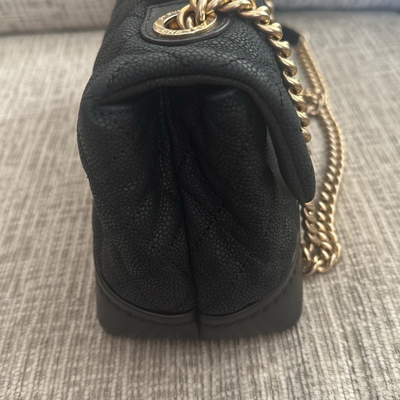 Chanel Black Quilted Leather Chain Bag - Picture 4 of 12